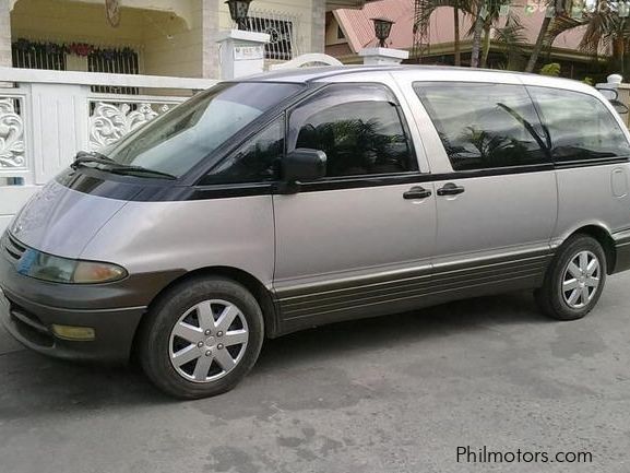 Toyota Lucia Emina Estima in Philippines