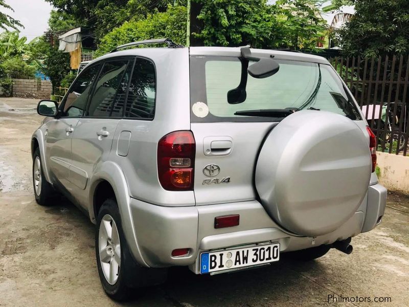 Toyota RAV4 4WD in Philippines