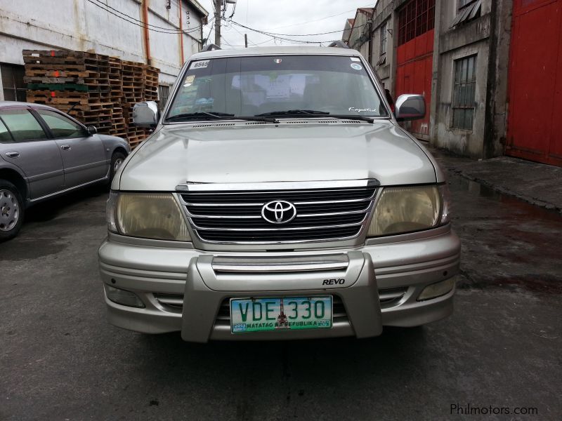 Toyota Revo VX200 in Philippines