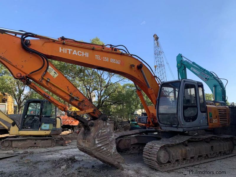 HITACHI ex200-5 in Philippines