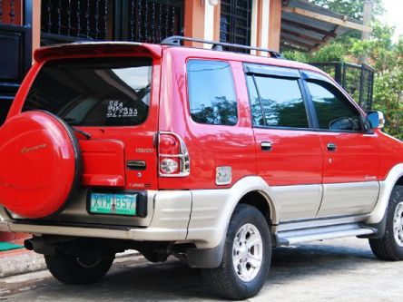 Isuzu Crosswind in Philippines