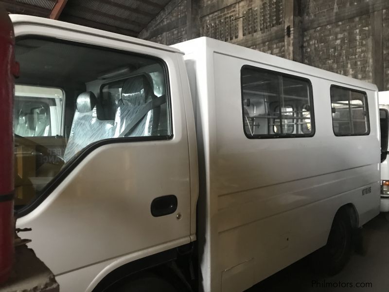 Isuzu ELF FB VAN in Philippines