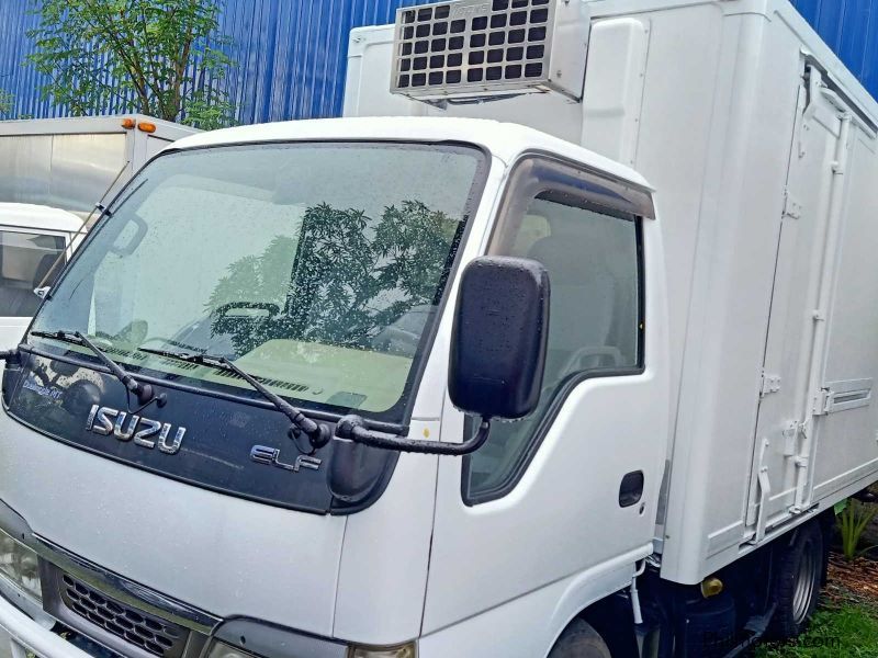 Isuzu Elf NKR Freezer  Reefer Aluminium Box Van Side Door 10FT in Philippines