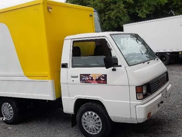 Mitsubishi l300 in Philippines