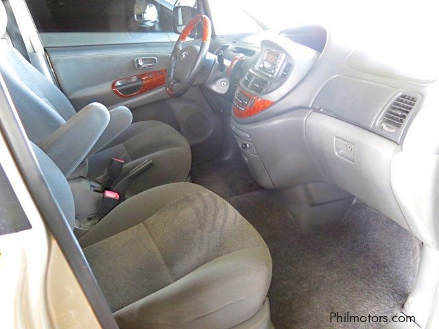 Toyota Previa  in Philippines