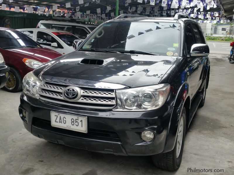 Toyota fortuner v in Philippines