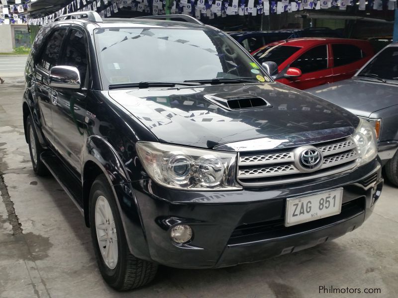 Toyota fortuner v in Philippines