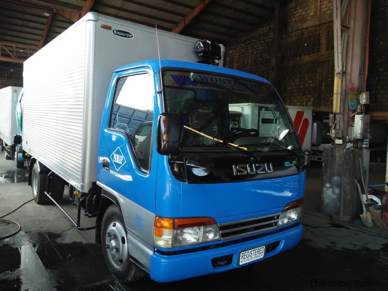 Isuzu  Aluminum Van in Philippines