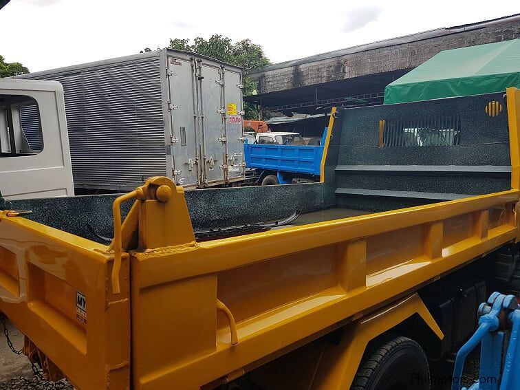 Isuzu  Dump Truck in Philippines