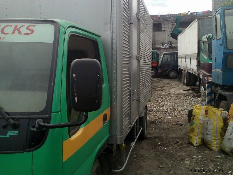 Isuzu  Elf Aluminum Close Van in Philippines