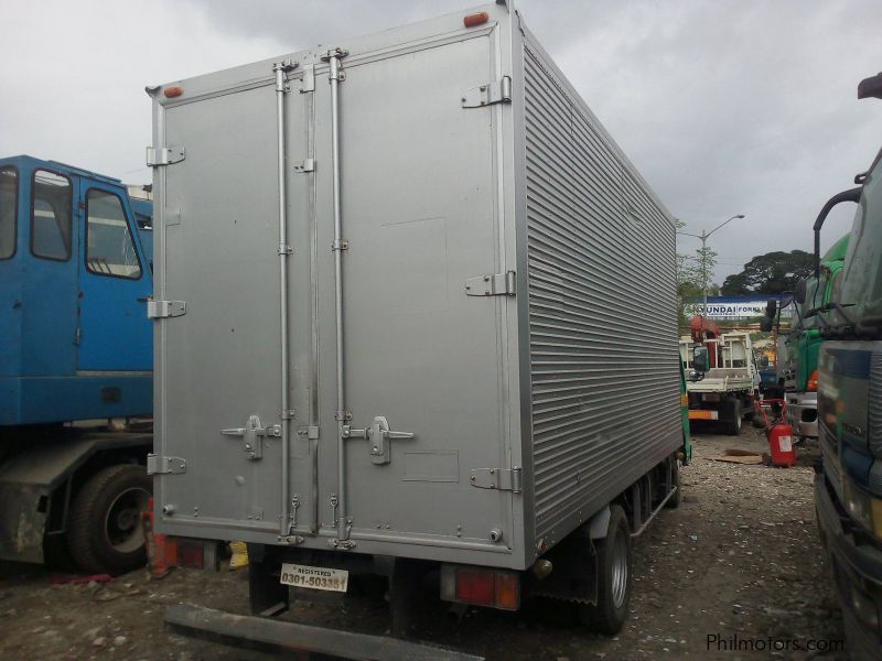 Isuzu  Elf Aluminum Close Van in Philippines