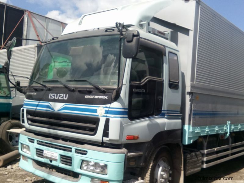 Isuzu 10W Wing Van in Philippines