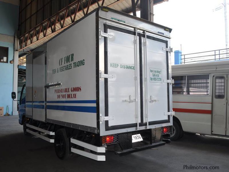 Isuzu 10ft Refrigerated Van in Philippines