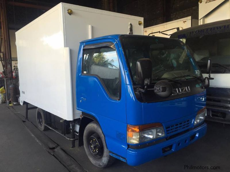 Isuzu 10ft Refrigerated Van in Philippines