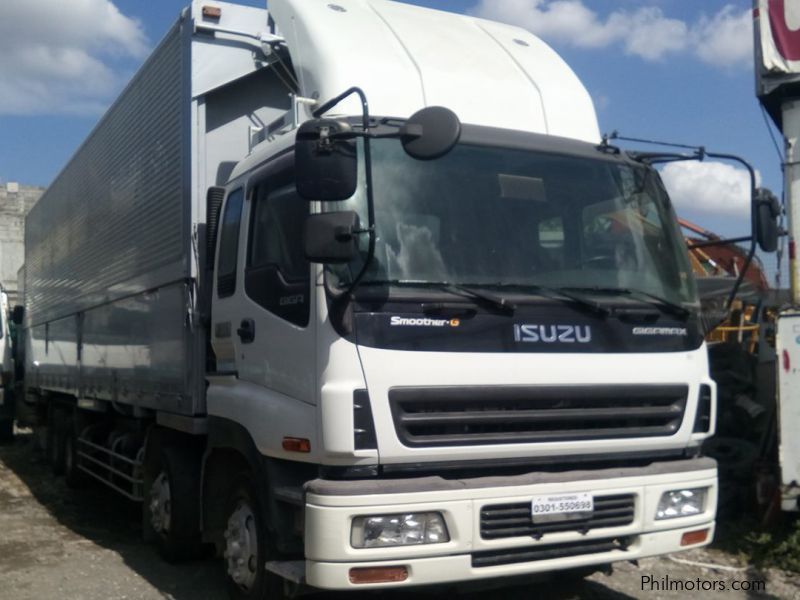 Isuzu 12W Aluminum WIng Van in Philippines