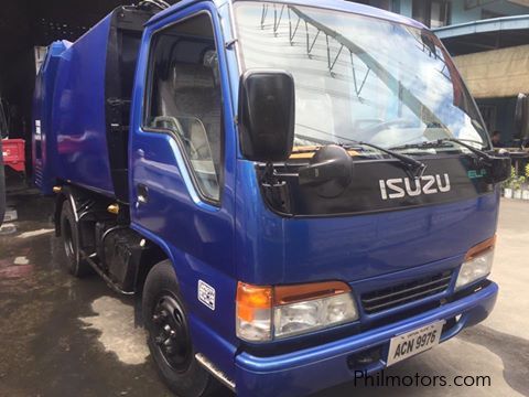 Isuzu 2000kg Garbage Compactor in Philippines