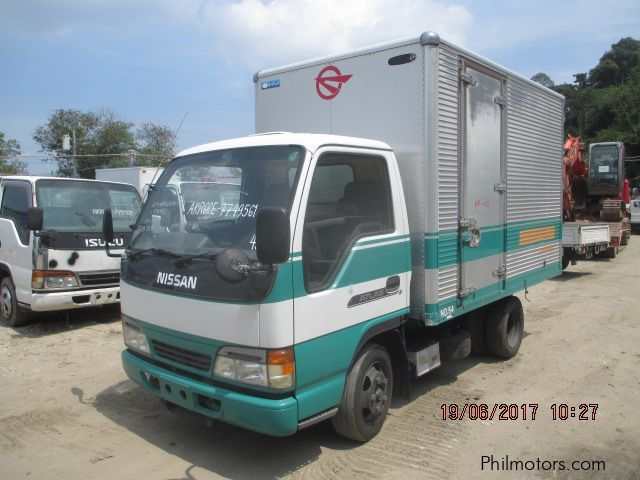 Isuzu ELF 10FT ALUMINUM VAN in Philippines