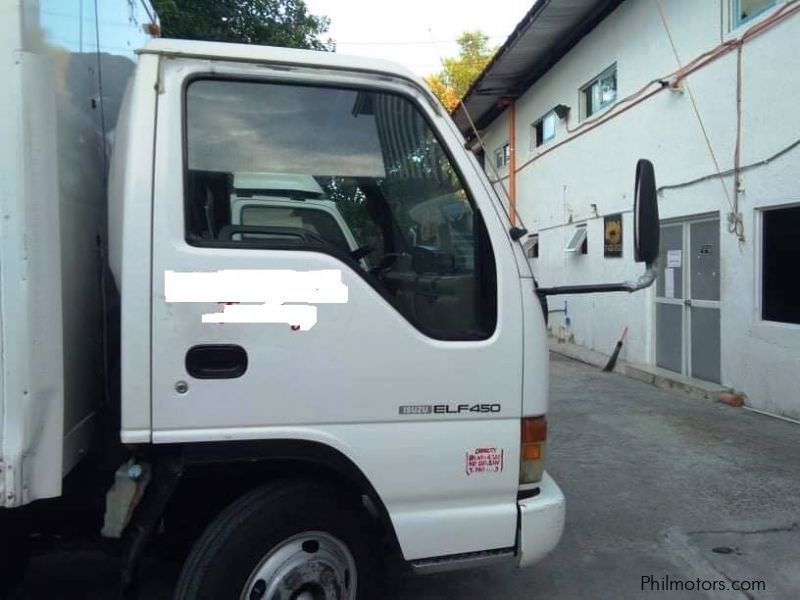 Isuzu ELF GIGA in Philippines