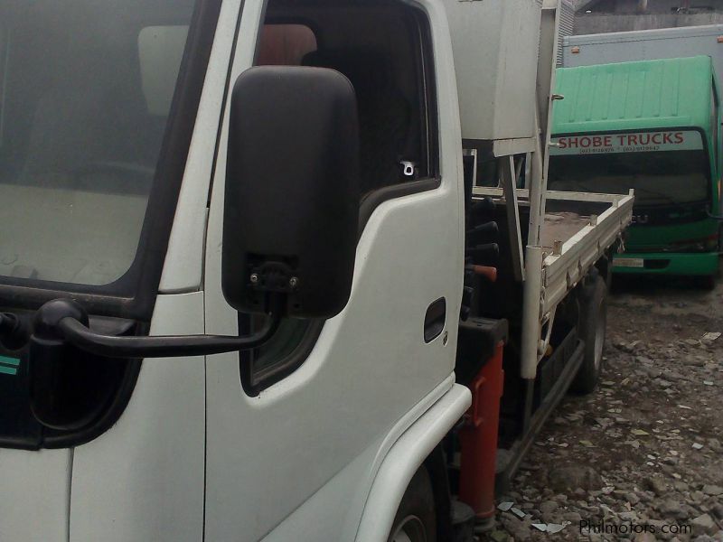 Isuzu Elf in Philippines