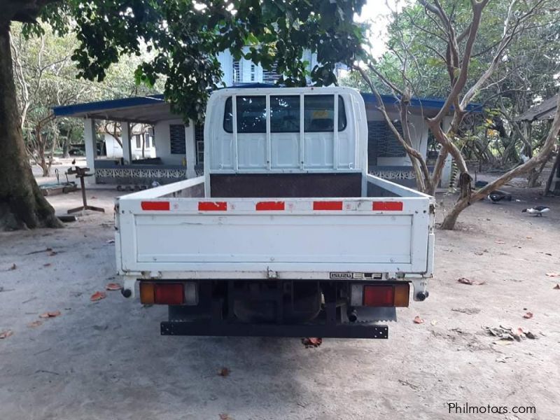 Isuzu Elf Double Cab Dropside in Philippines