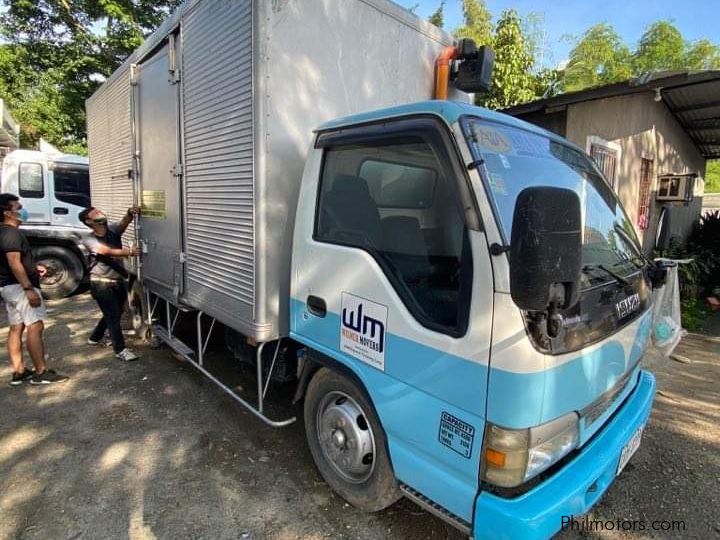 Isuzu Elf in Philippines