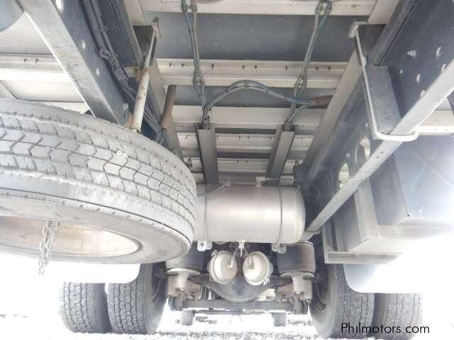 Isuzu Forward 8 studs 7.5 tons Molye Aluminium Wing Van 6HK1 Engine in Philippines