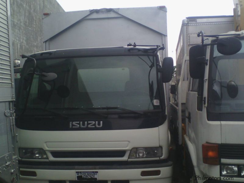 Isuzu Forward Aluminum Wing Van in Philippines