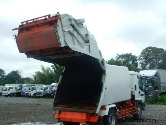 Isuzu Forward Garbage Compactor Truck in Philippines