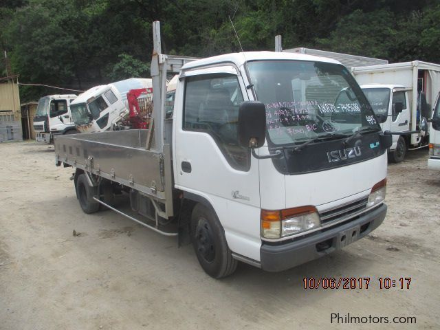 Isuzu GIGA NKR Dropside in Philippines