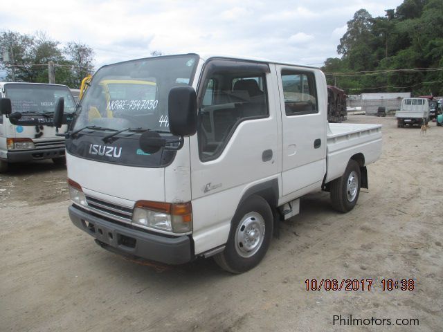 Isuzu GIGA SERIES DOUBLE CAB in Philippines