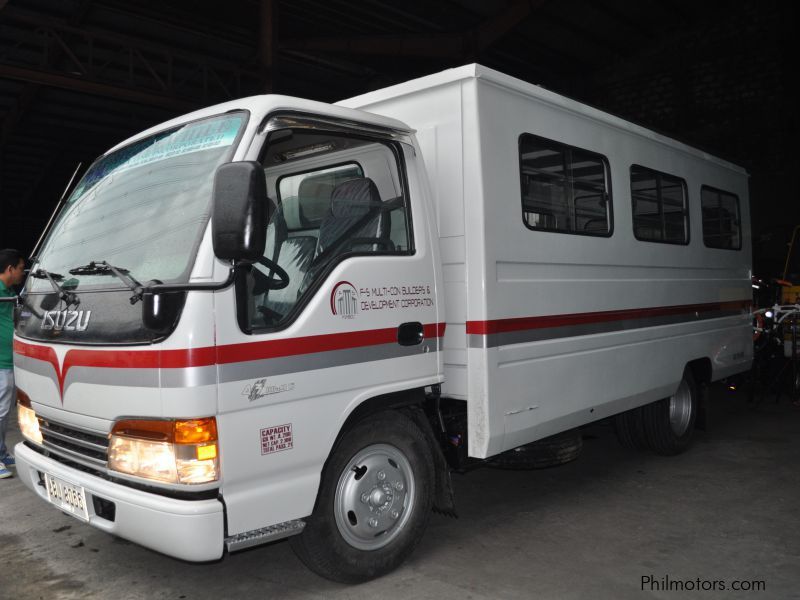 Isuzu ISUZU ELF FB VAN in Philippines