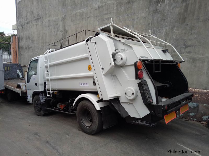 Isuzu NPR GIGA SERIES GARBAGE COMPACTOR in Philippines