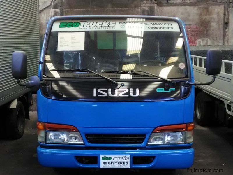 Isuzu elf in Philippines