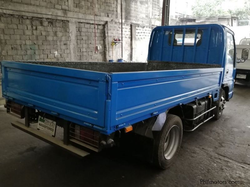 Isuzu elf in Philippines