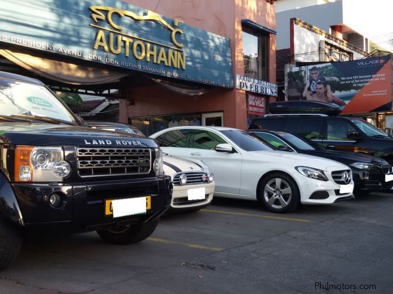 Land Rover Discovery 3 in Philippines