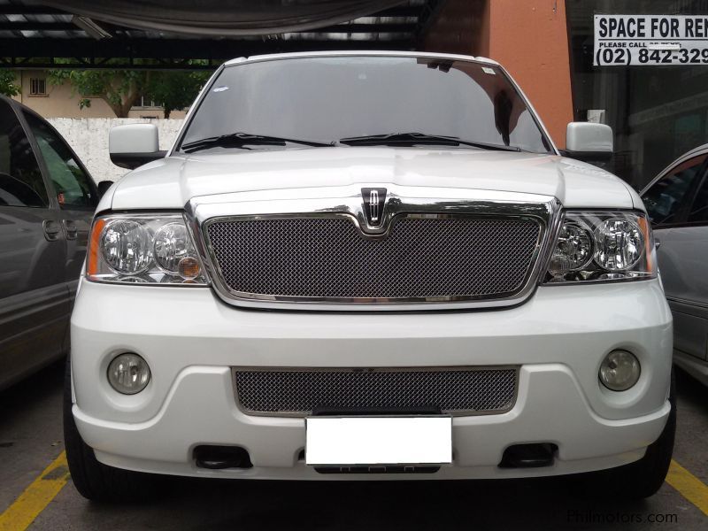 Lincoln Navigator in Philippines