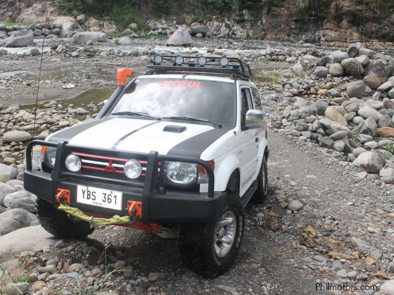 Mitsubishi pajero in Philippines