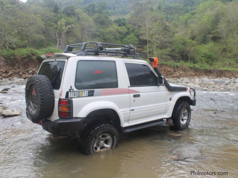 Mitsubishi pajero in Philippines