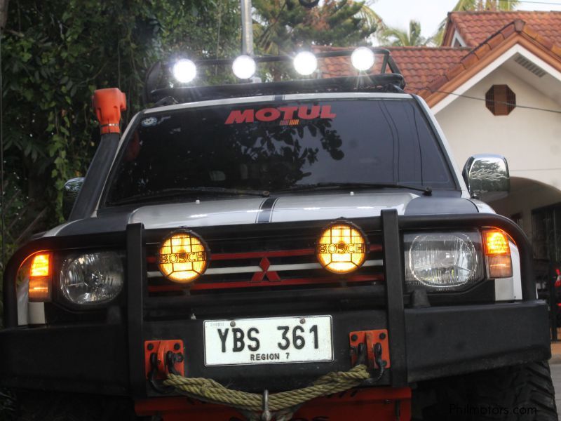 Mitsubishi pajero in Philippines