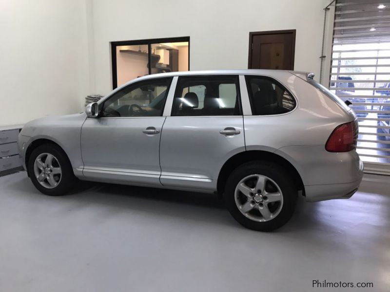 Porsche cayenne v6 in Philippines