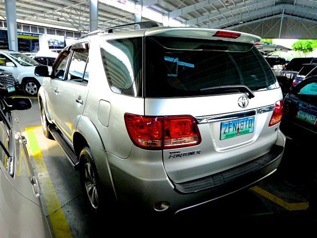 Toyota Fortuner V in Philippines