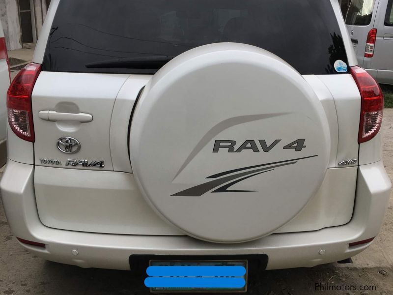 Toyota RAV4 4x4 A/T in Philippines