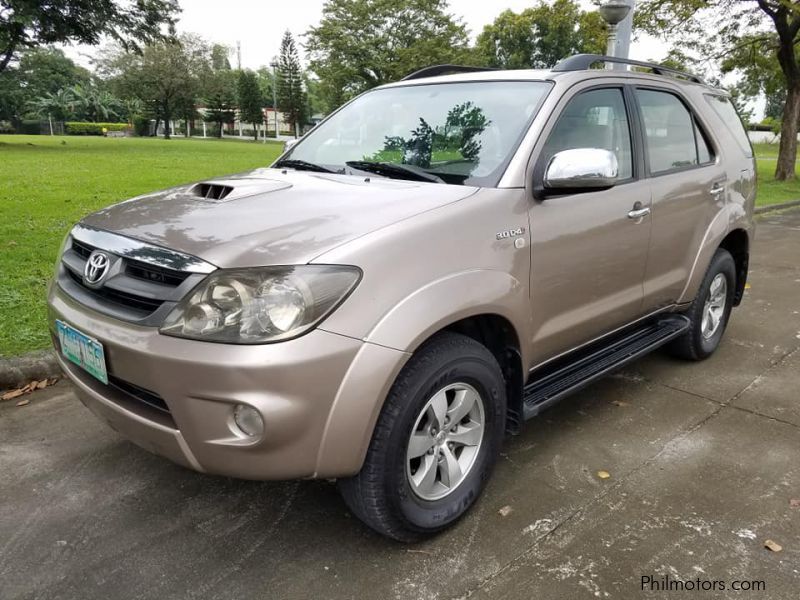 Toyota fortuner V in Philippines