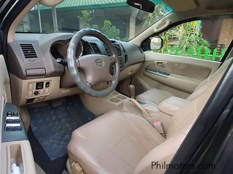 Toyota fortuner V in Philippines