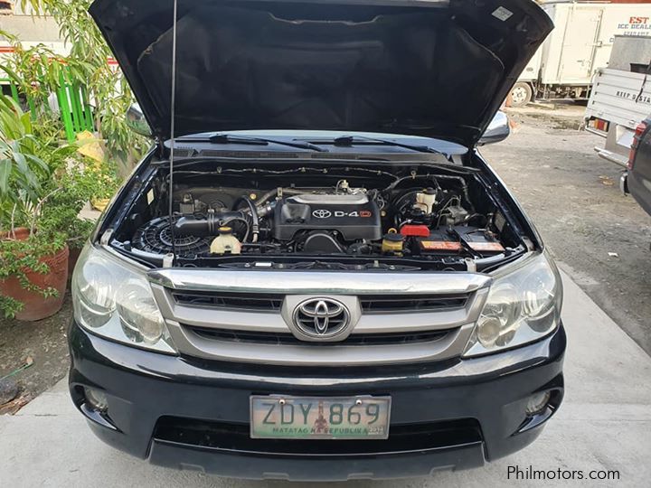 Toyota fortuner V in Philippines