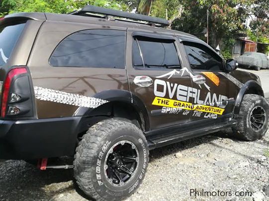 Внедорожник Isuzu Ascender