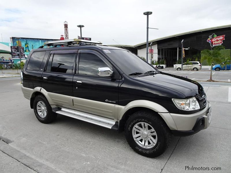 Isuzu crosswind 2,5 in Philippines