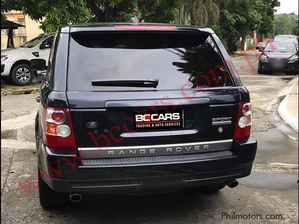 Land Rover range rover in Philippines