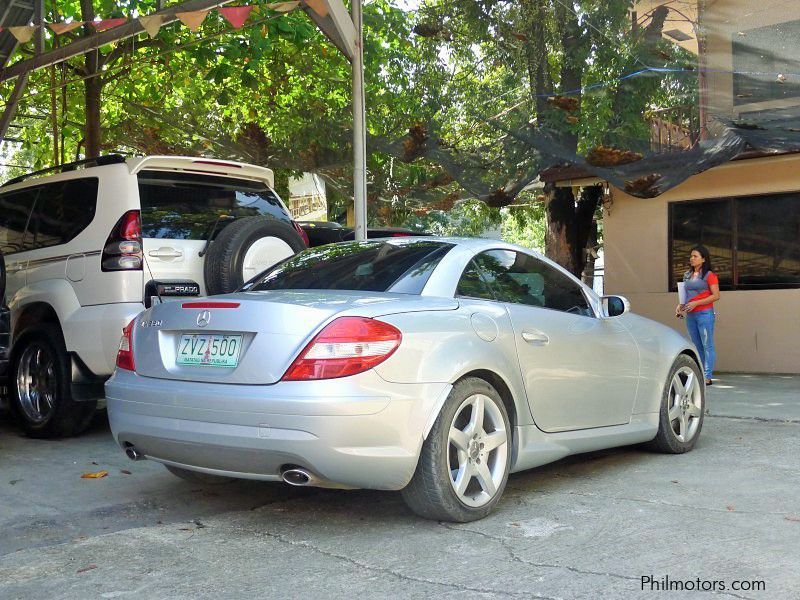 Mercedes-Benz SLK 350 in Philippines
