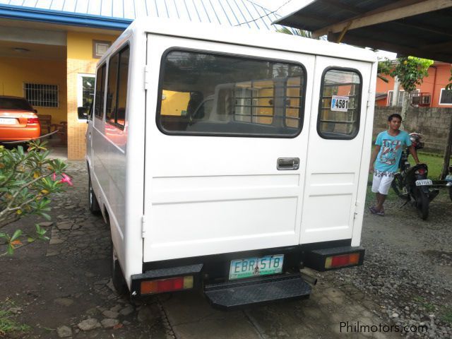 Mitsubishi L300 FB in Philippines